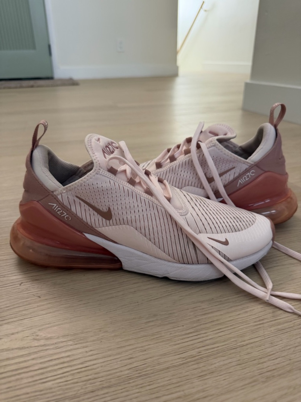 Nike Women’s Air Max 270 Sneakers - Blush Pink & White - Picture 2 of 10